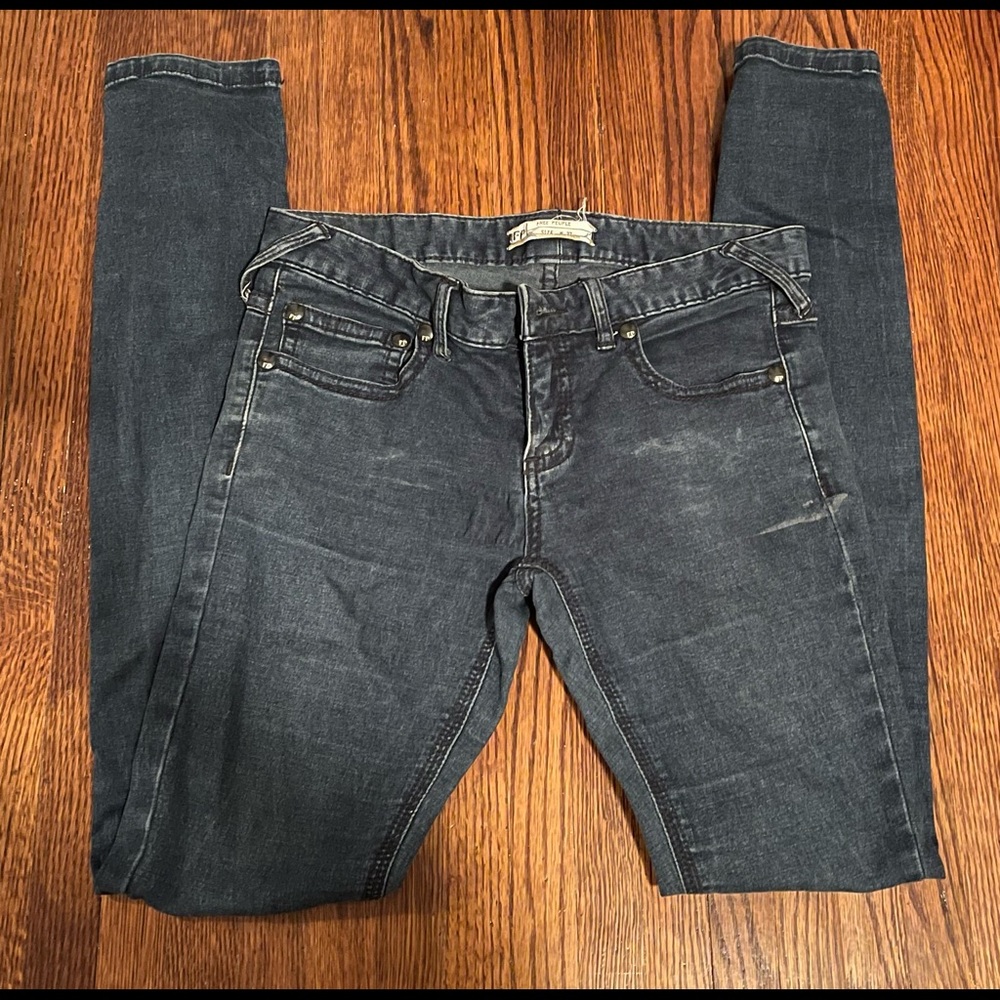 Free People Skinny Jeans size 27